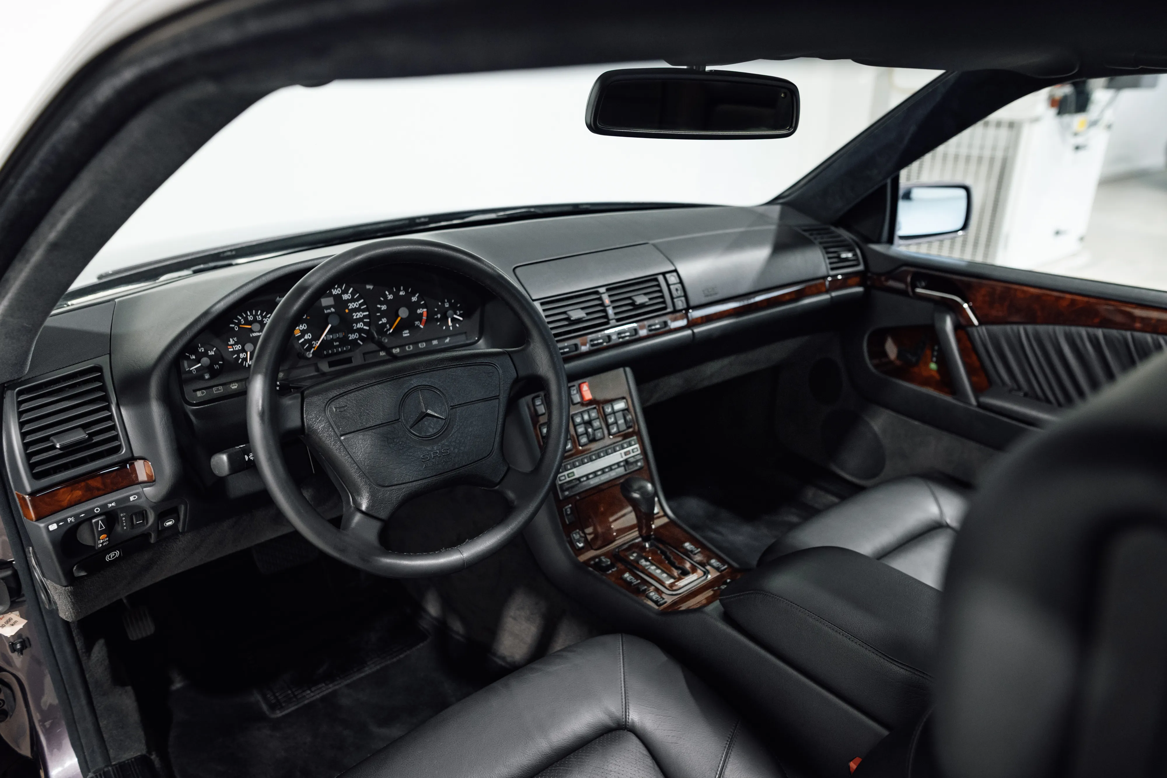 Mercedes-Benz 600 SEC